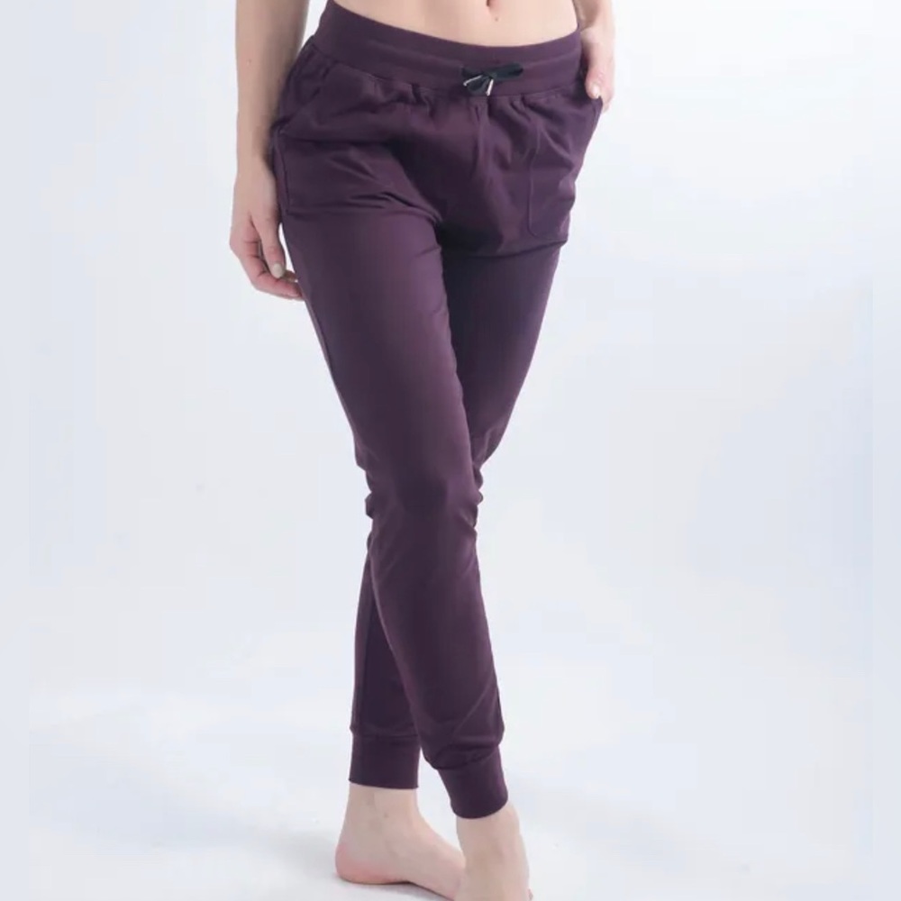 ZYIA plum joggers women’s size small